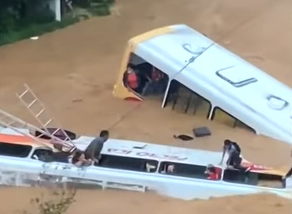 Chuva em Petrópolis já deixou mais de 100 mortos novos vídeos sobre a